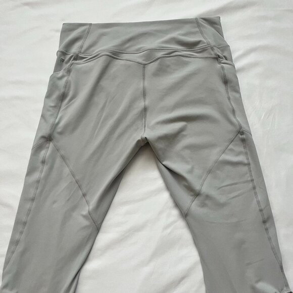 Fabletics PureLuxe High-Waisted Twist 7/8 Legging Size XL Gray - Picture 7 of 7
